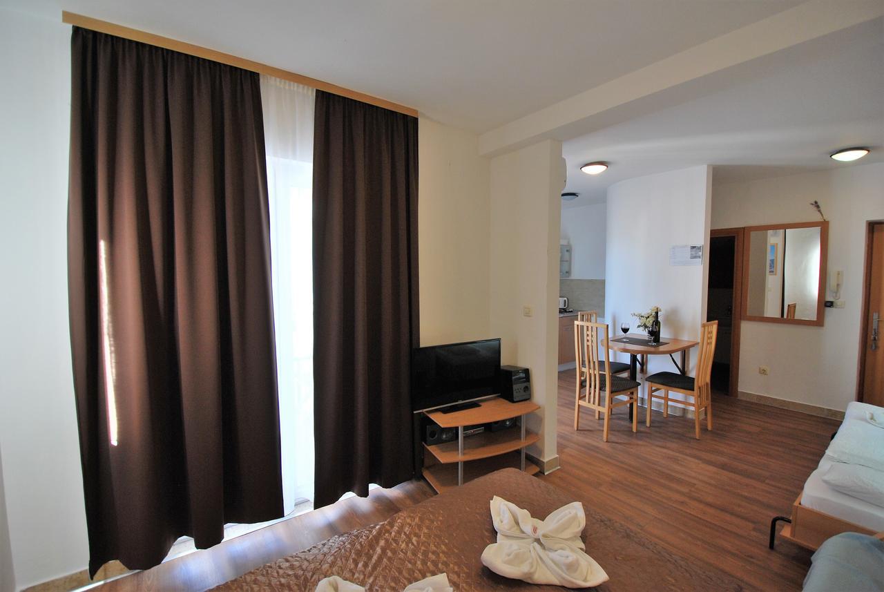 Nautica Apartments Betina  Exterior foto