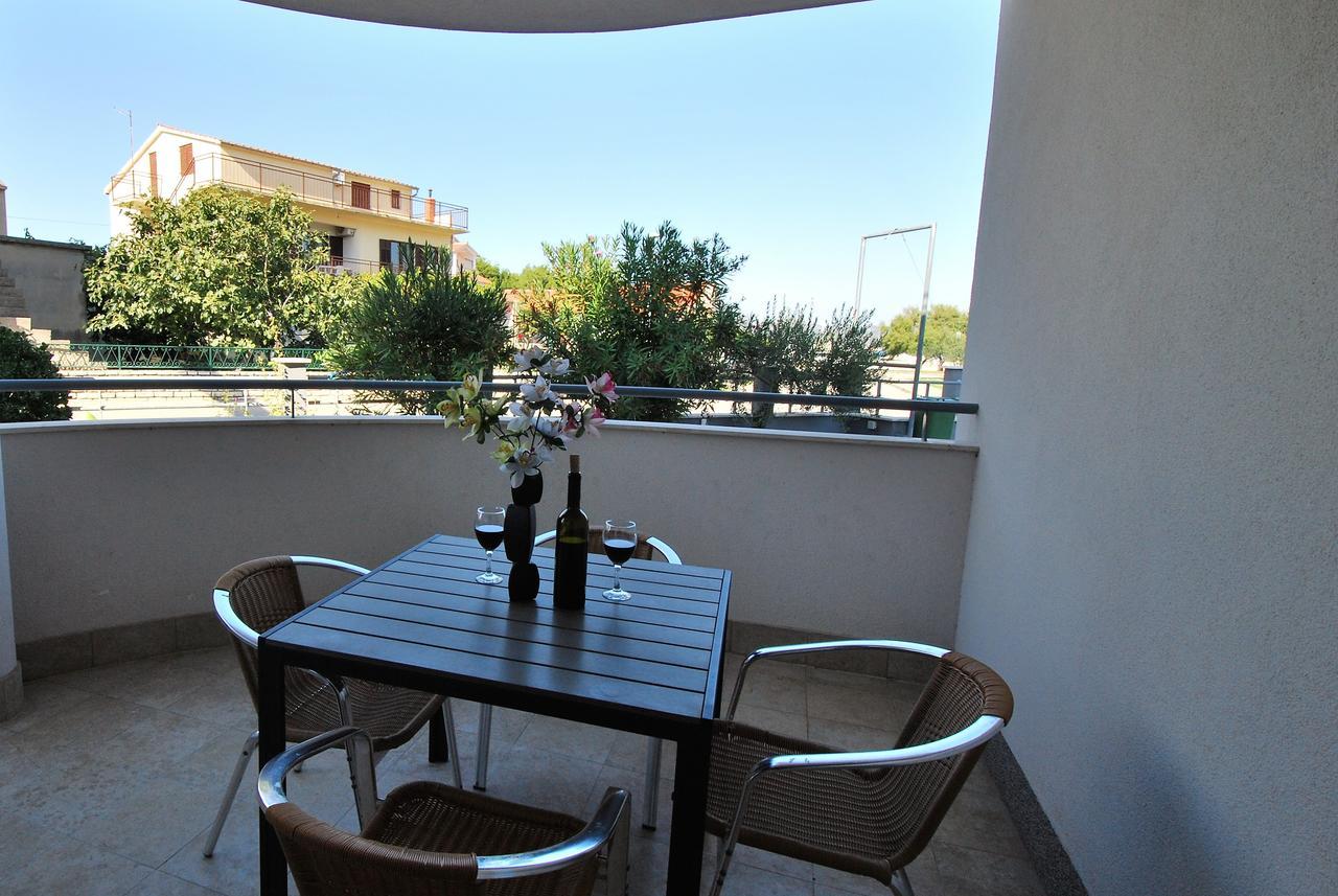 Nautica Apartments Betina  Exterior foto